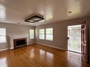 Photo - 3 Bedrood/ 2 Bath Home in Alhambra