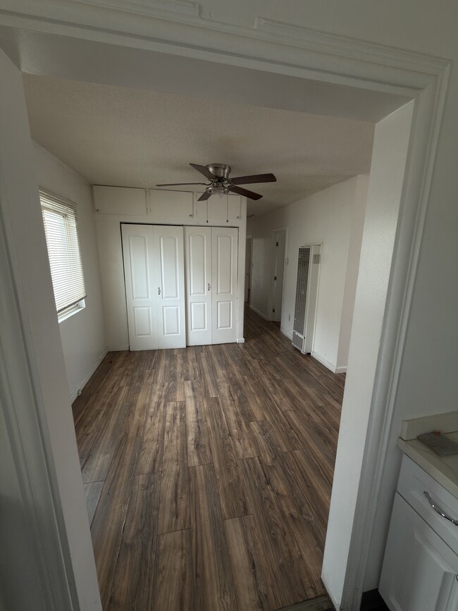 Photo - 820 W Imperial Hwy Unit 3