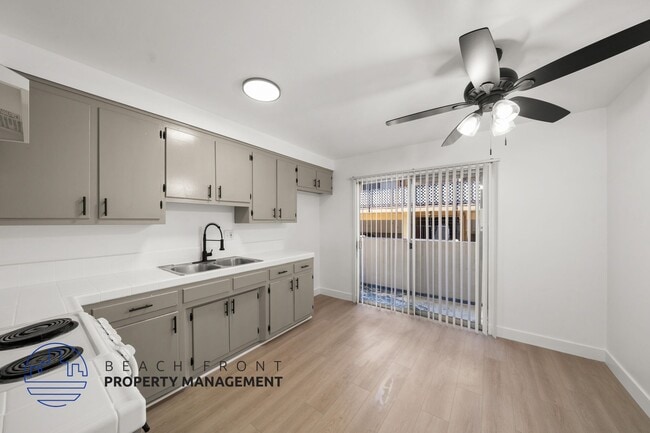 Photo - 13614 Cordary Ave.