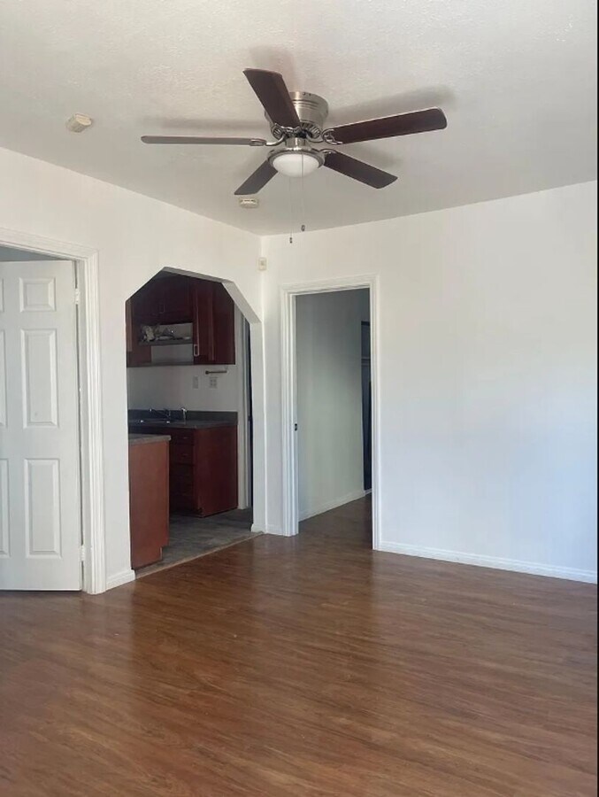 E1077F - E1077F Unit 1118