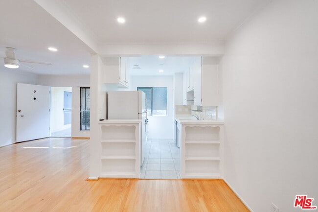 Photo - 1037 11th St Unit 9