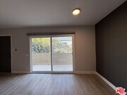 Photo - 2650 S Barrington Ave Unit 4