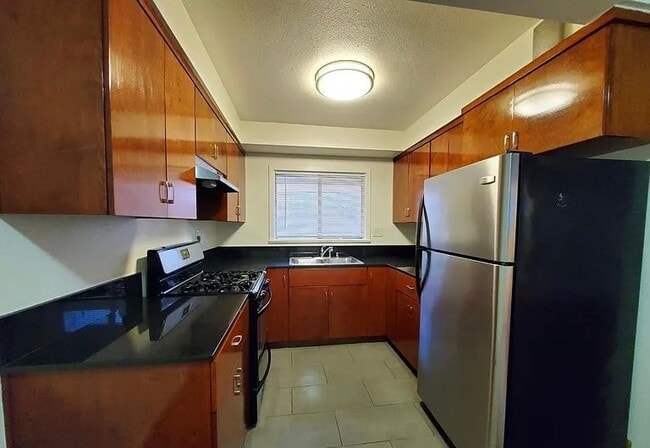 Photo - 5747 La Mirada Ave Unit 6