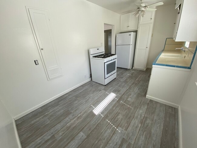 Kitchen and nook - 152 Ximeno Ave Unit C