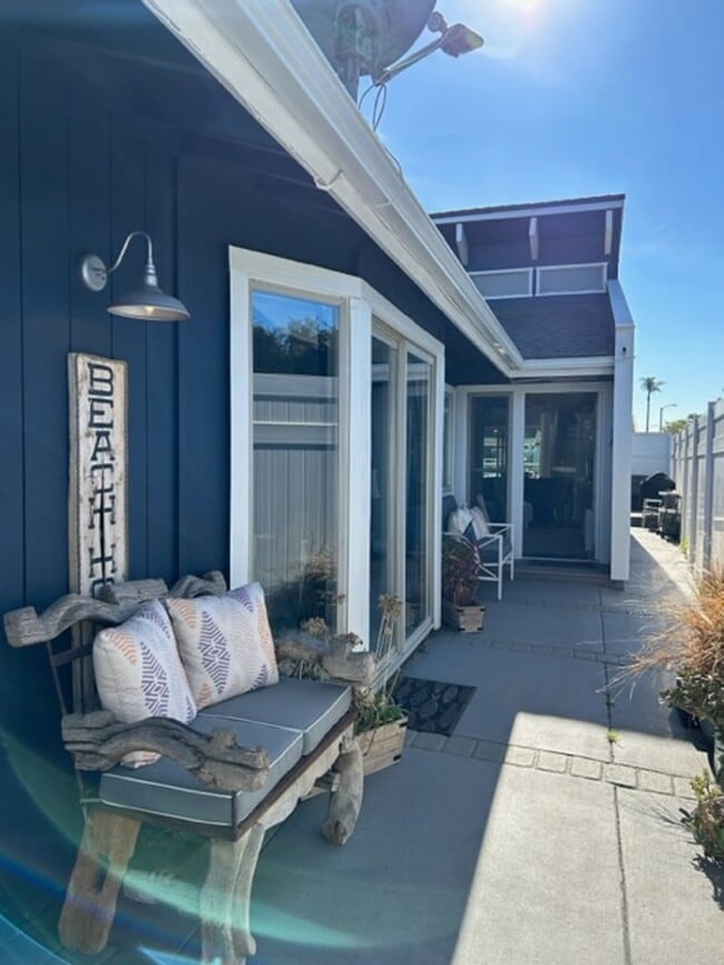 Photo - 4624 Falkirk Bay Unit 1