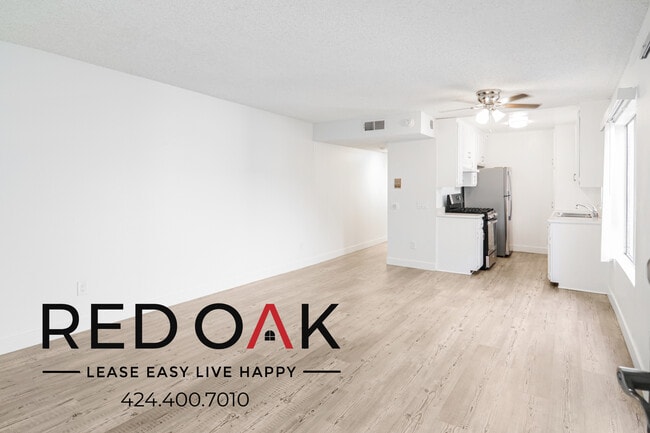 Photo - 11817 Victory Blvd Condo Unit 208