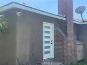 Photo - 408 E Elm St House
