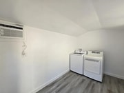 Photo - 5710 Vineland Ave