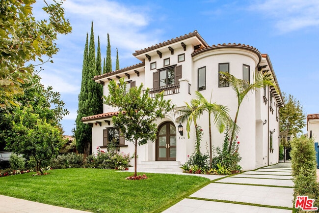 Building Photo - 245 S La Peer Dr Rental