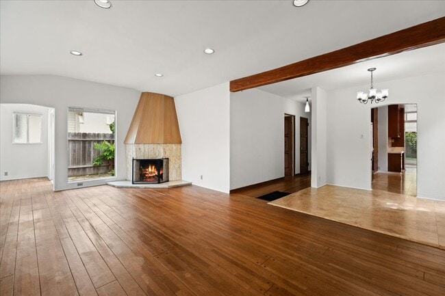 Photo - 1018 Wellesley Ave