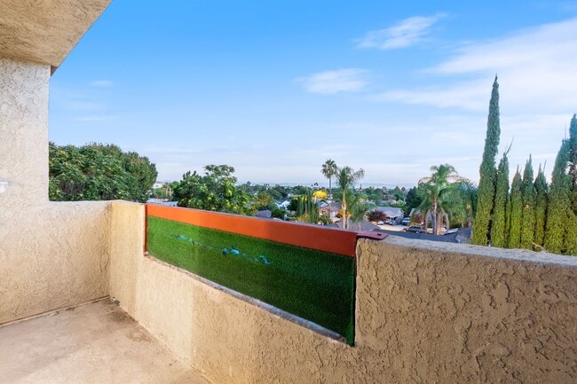 Building Photo - 13266 Foothill Blvd Unit 205