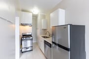 Kitchen - Seven Lions Apartments