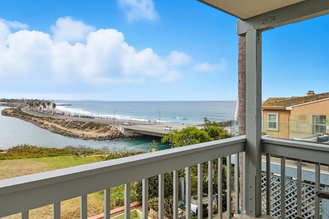 Photo - 145 Chinquapin Ave