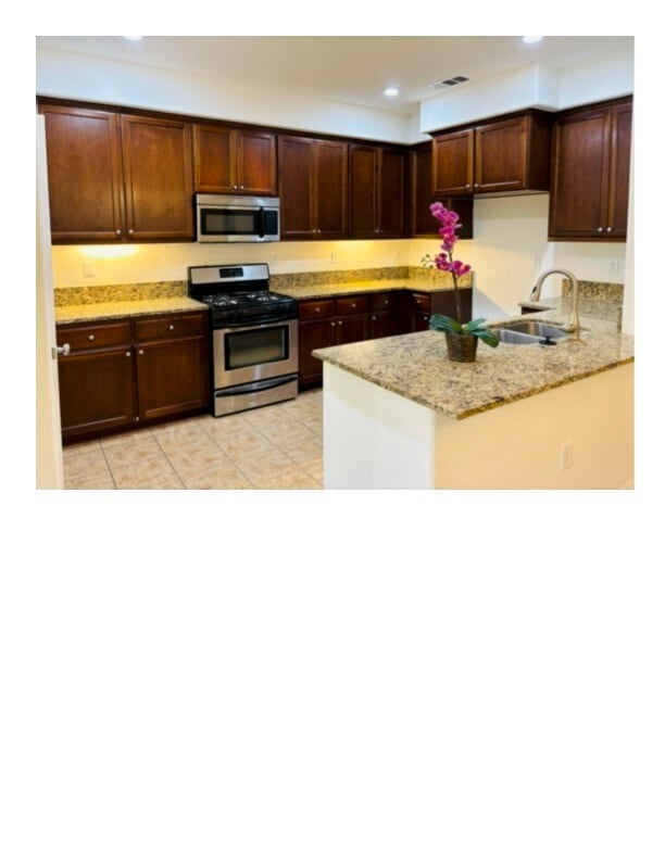 Photo - 440 Amargosa Way