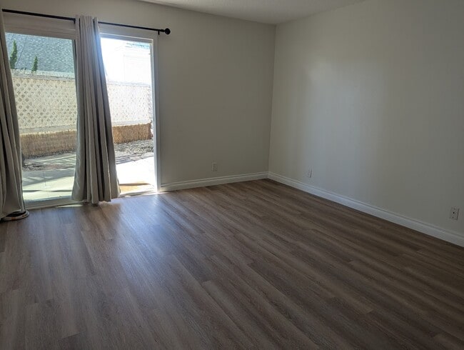 Photo - 216 Melrose Dr Unit 216