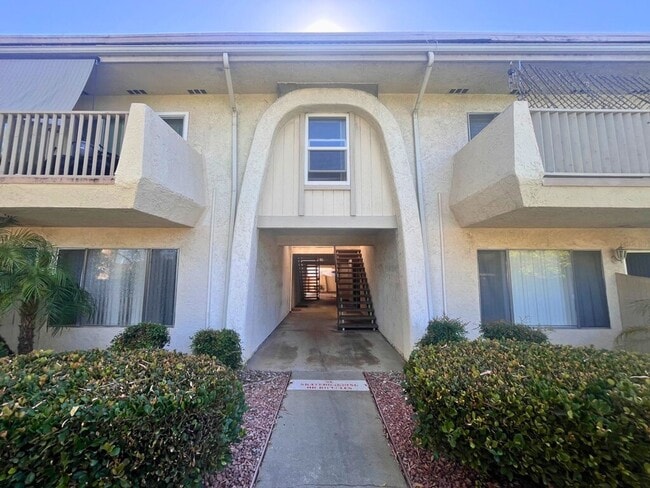 Cozy 2-Bedroom Condo in La Verne - Cozy 2-Bedroom Condo in La Verne
