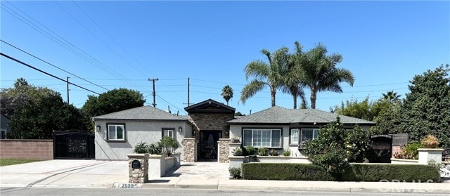 Building Photo - 2099 Continental Ave