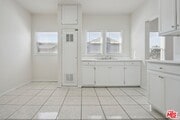 Photo - 1464 3/8-1464 W 35th Pl