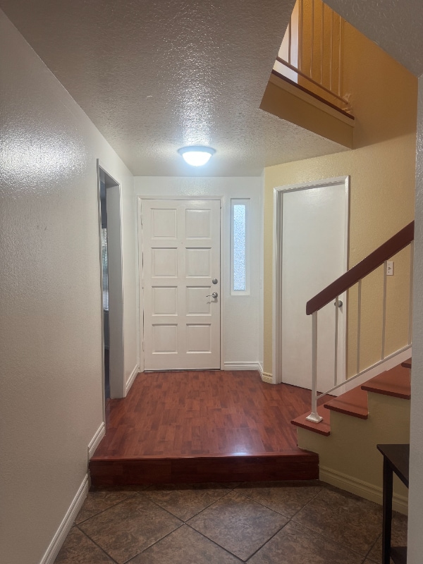 Photo - 21496 Firwood