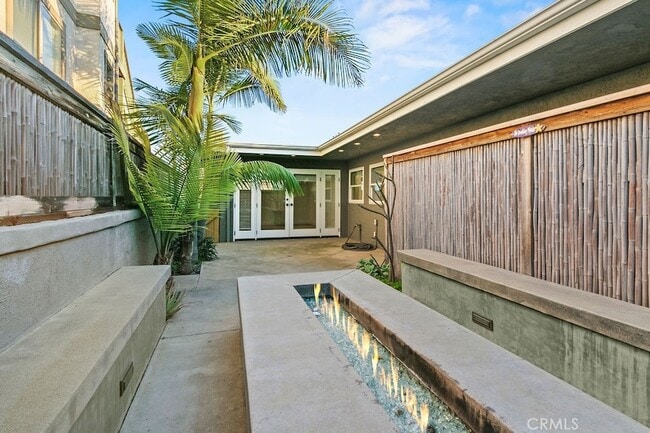 Photo - 256 Avenida Madrid