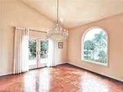 Photo - 289 S Owens Dr