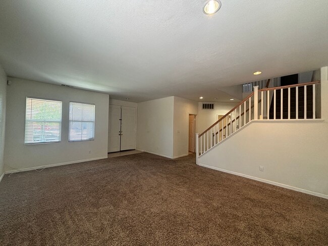 Photo - 44321 Sunmist Ct