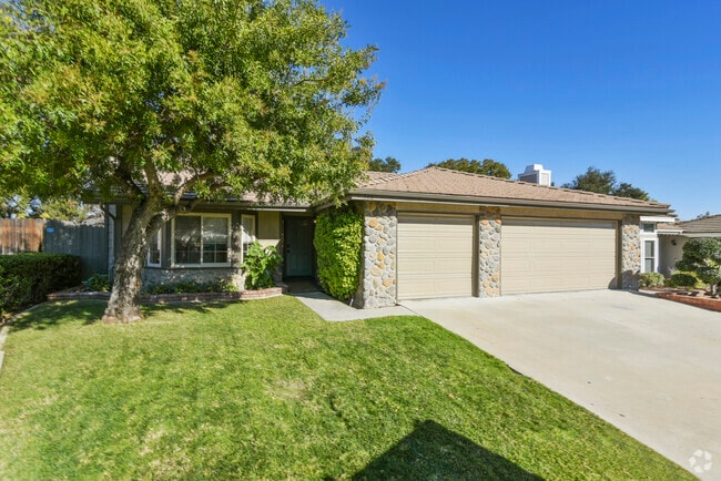 Front View - 540 Canyon Vista Dr Rental