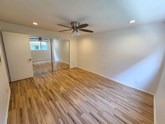 Photo - Gregory Way Apartments