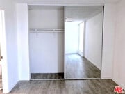 Photo - 922 N Hudson Ave Unit 1