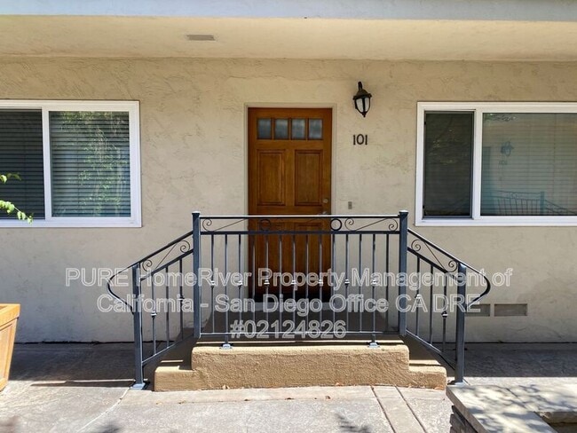 Photo - 4047 8th Ave