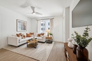 Open living room - AMLI Aero