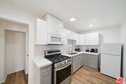 Photo - 1163 W 38th St