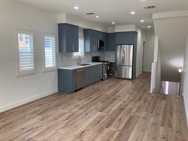 OPEN FLOOR PLAN - 648 N Serrano Ave Unit 648