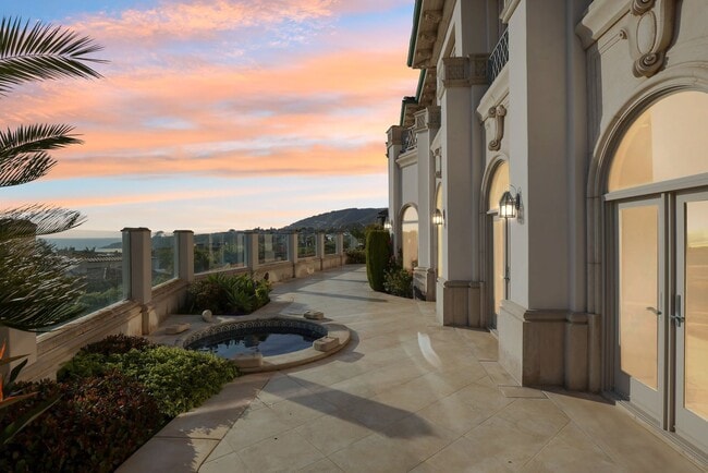 Photo - OCEAN VIEW CUSTOM BUILT LUXURY ESTATE