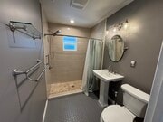 Photo - 492 Flower St