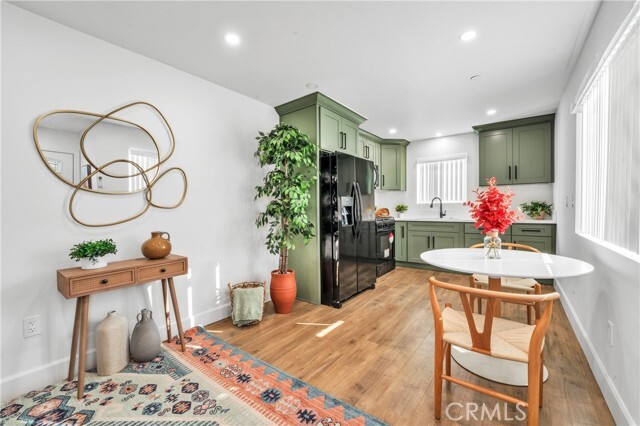 Photo - 4915 Lincoln Ave