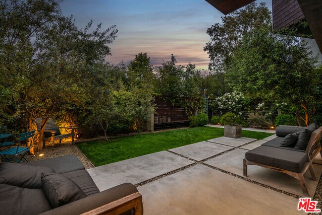 Photo - 716 Brooks Ave