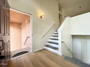 Photo - 723 Kingfisher Way