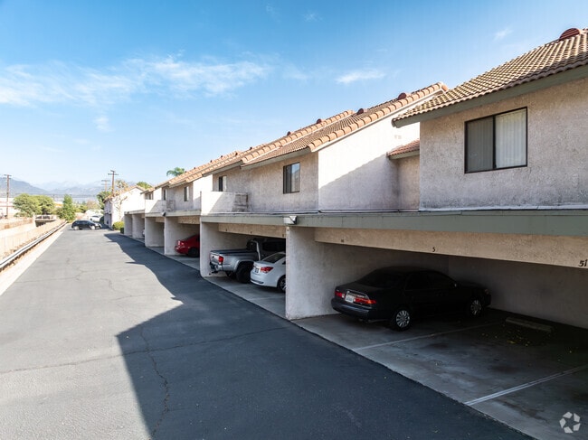 695 E 5th St Azusa, CA - Mountain Vista Apartments