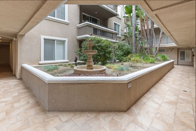 Photo - Trousdale Apartments