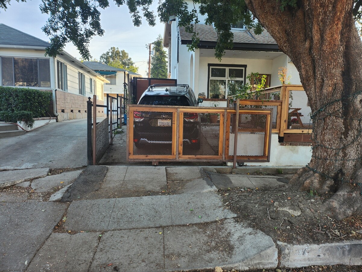 Photo - 4123 Garden Ave Unit Garden Room