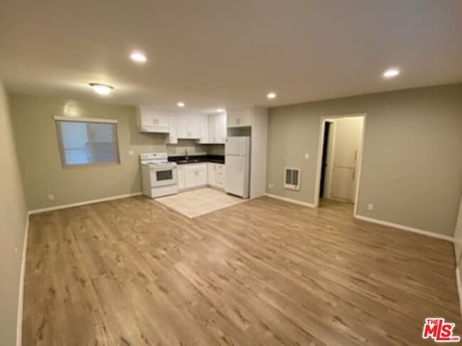 Photo - 3224 Chapman St Unit 7