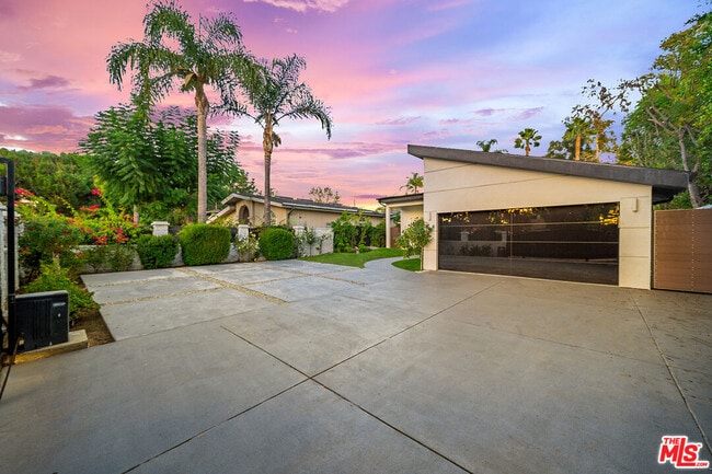 Photo - 5010 Fulton Ave