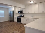 Photo - 1800 Ridgeley Dr House