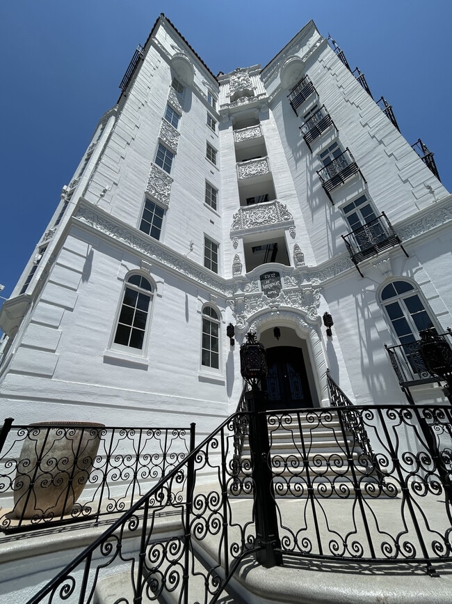 El Mirador Apartments - El Mirador Apartments