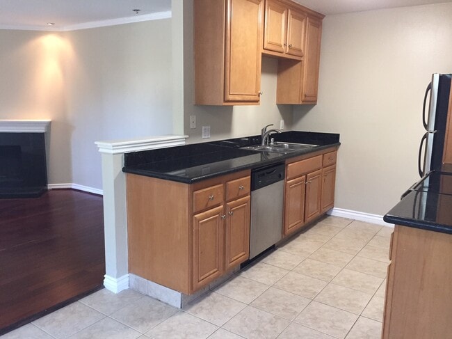 Kitchen - 9929 Erma Rd Unit 206