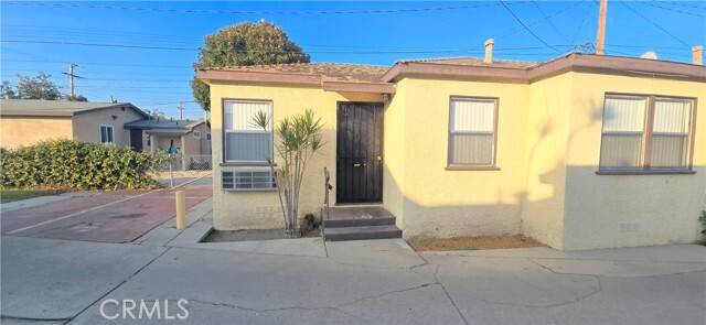 Building Photo - 6702 Flora Ave Unit A