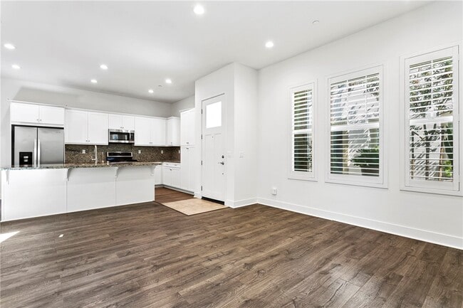 Photo - 202 W Tribella Ct