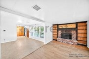 Photo - 1342 W George St House
