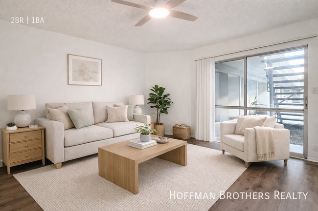 Building Photo - 1819 S Oxford Ave